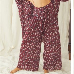 Vacation ready pants